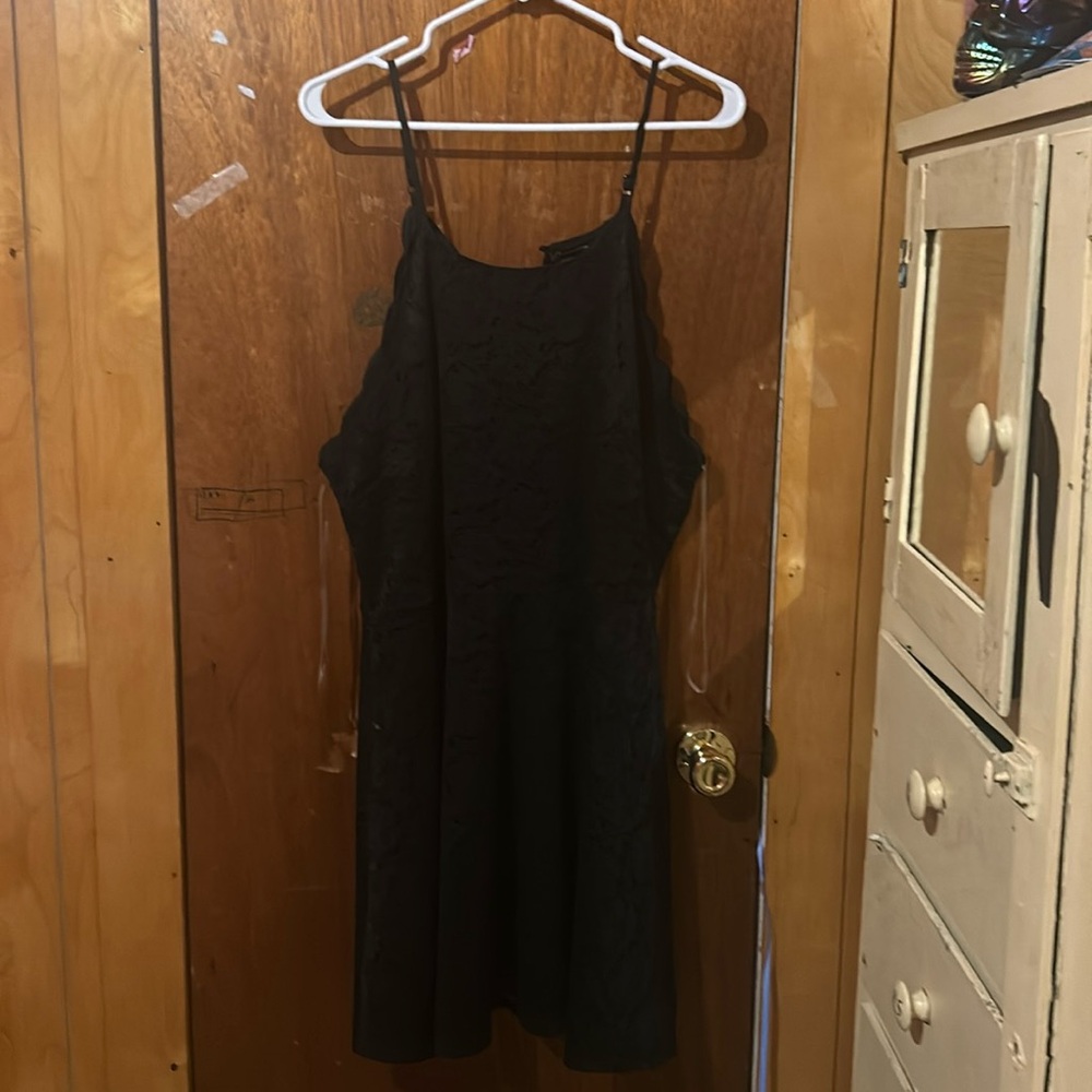 No boundaries graduation dress, only worn once, size XL